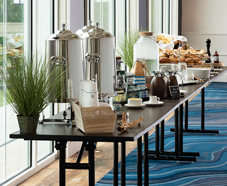 Cape Neddick Salon with round tables