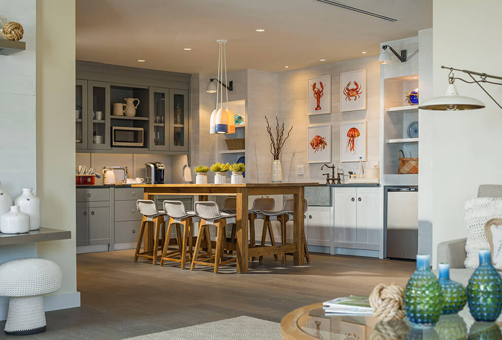 Kitchen area with bar seating