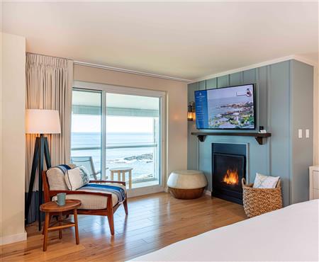 CHM Premium Ocean View Fireplace + Terrace